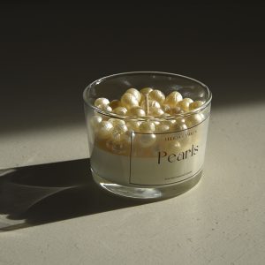 Pearls Candle